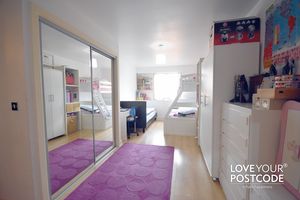 Photo 6- click for photo gallery